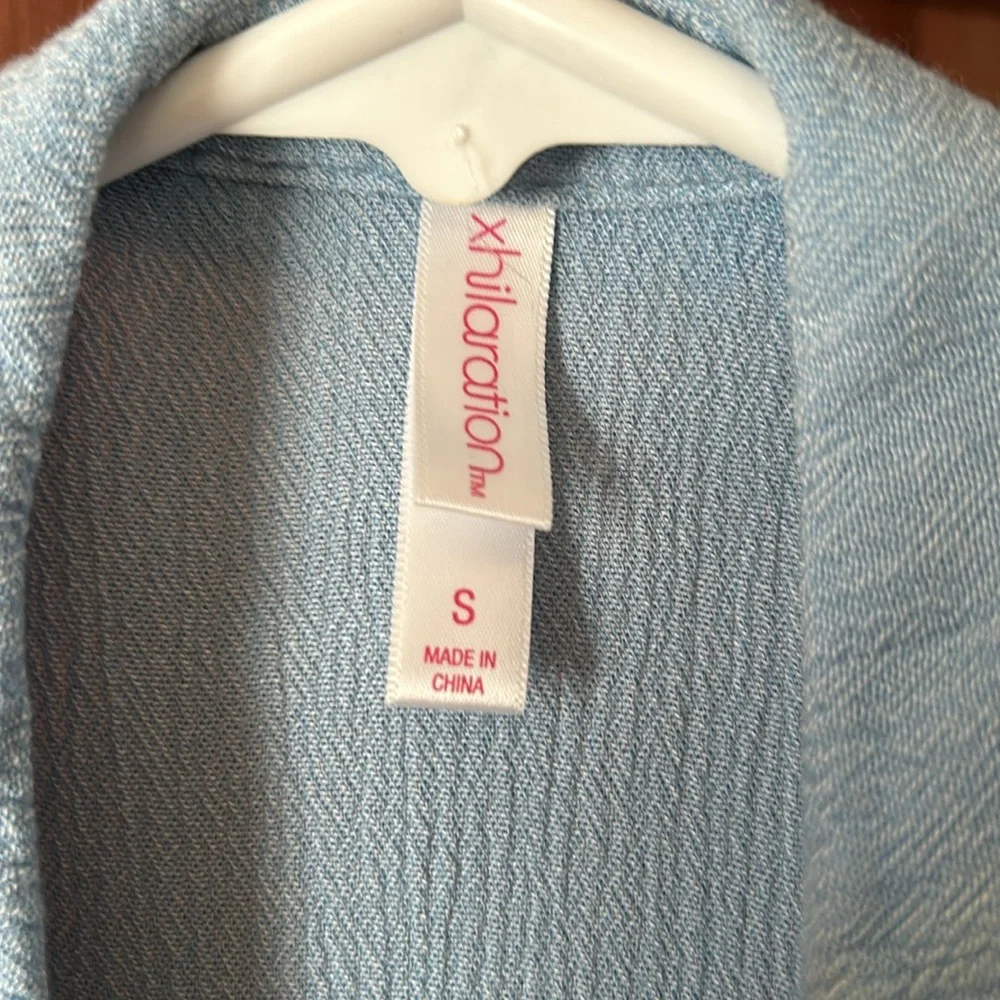 Xhilaration sleeveless top - Picture 4 of 5